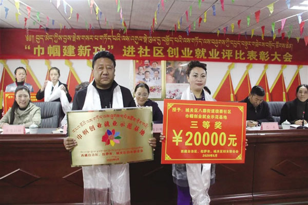 liy05882_s.jpg liy05882_s.jpg