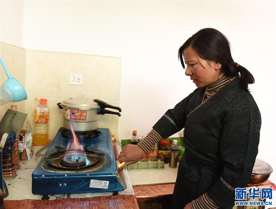 (新华全媒头条·图文互动)(5)跨越半个世纪的生命迁徙——西藏极高海拔生态搬迁破解人与自然共生难题