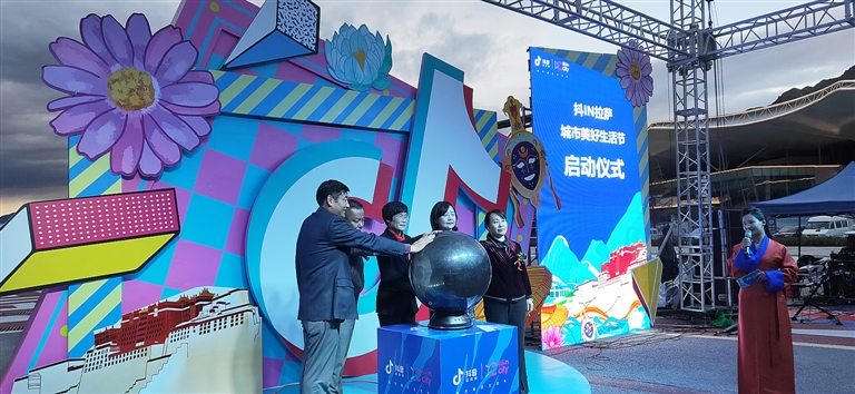 liy99792_s.jpg liy99792_s.jpg