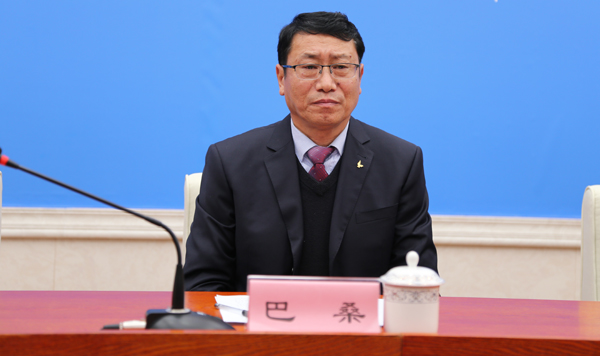 国家统计局西藏调查总队党组成员、副总队长 巴桑.jpg