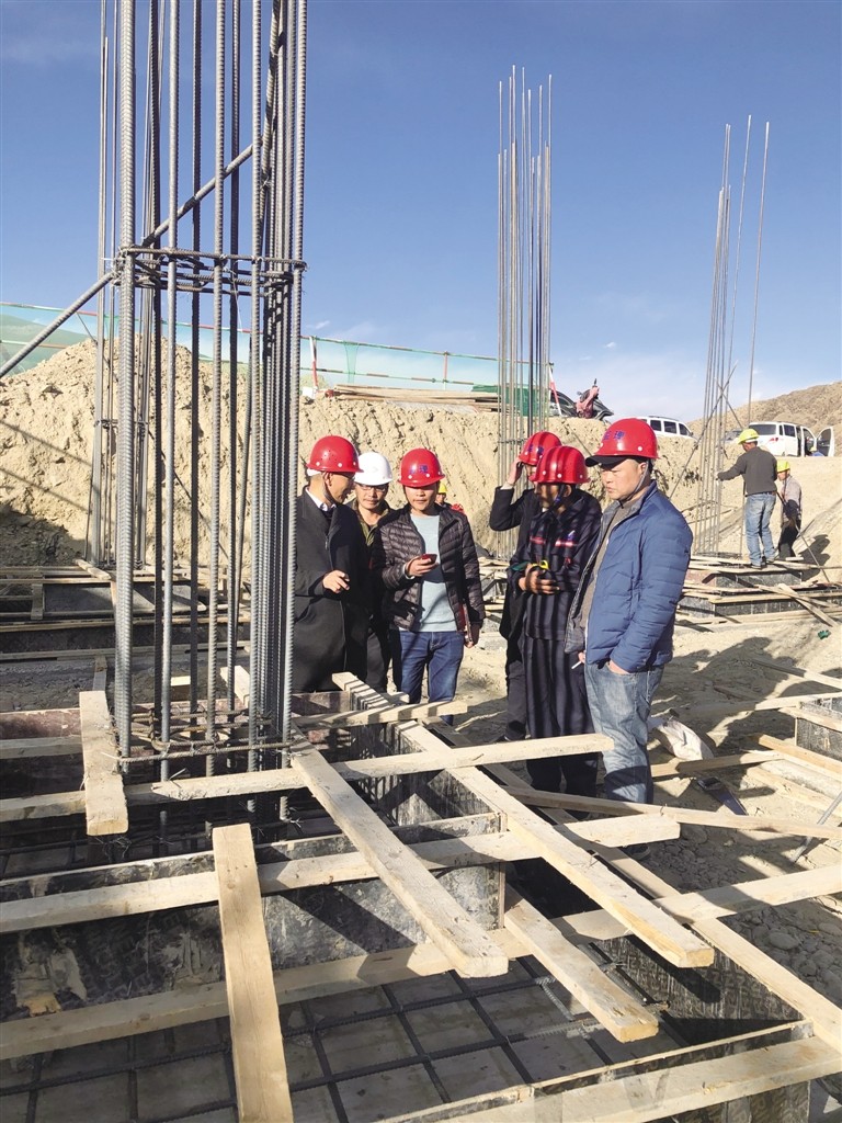 liy9b1477_s.jpg liy9b1477_s.jpg