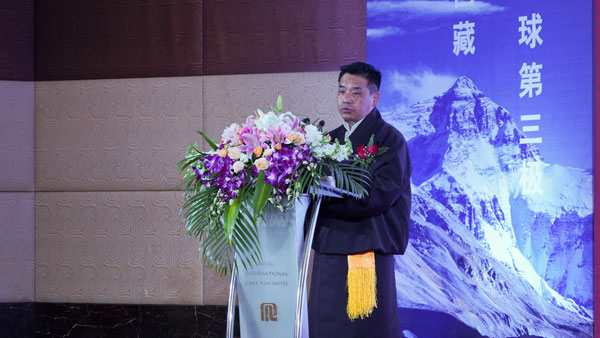 萨迦县人民政府县长次仁占堆.jpg 萨迦县人民政府县长次仁占堆.jpg