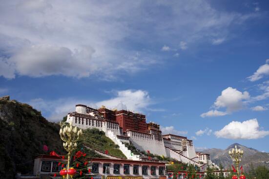 拉萨市布达拉宫